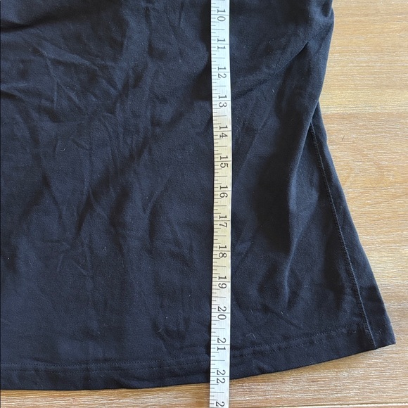 Lululemon Black Mesh Inset Crossback Workout Tank, Black - Picture 9 of 10